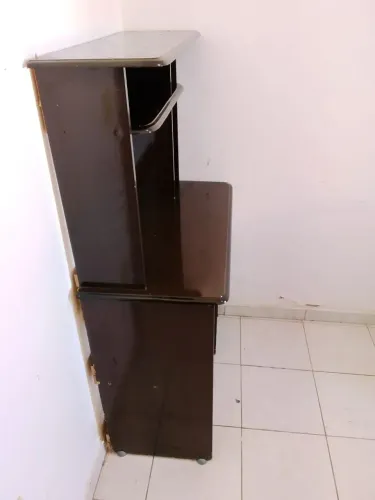 Estante semi nova em bom estado