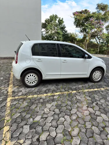 Volkswagen Up! Black/white/red 1.0 T. Flex 12V 5P 2015