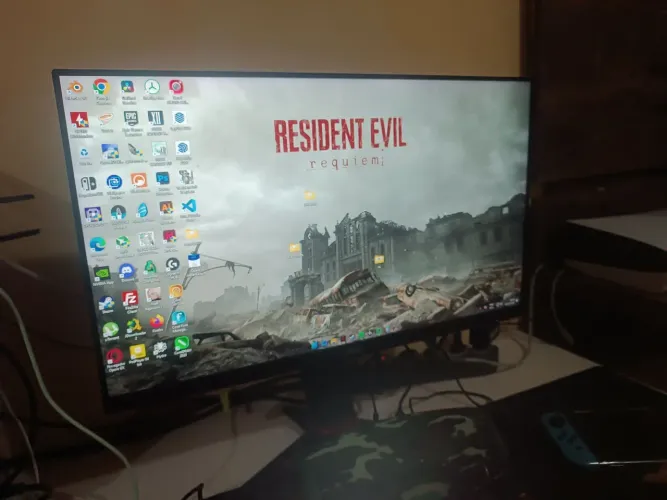 Monitor Gamer HERO 24" 144Hz IPS FreeSync 24G2/BK Cor Preto AOC