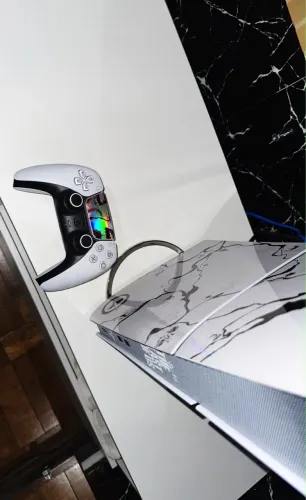 Ps5 slim 1 terá