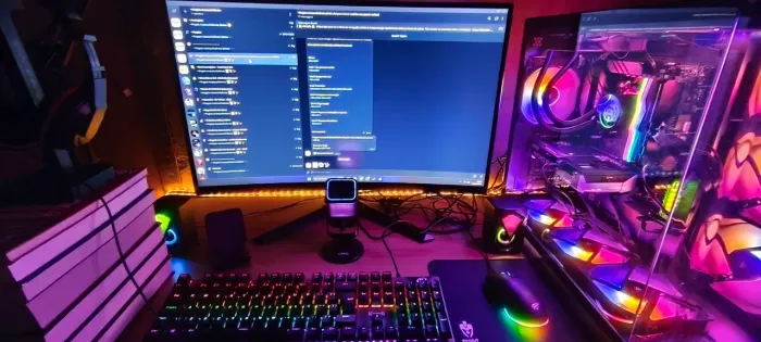 Setup Gamer Completo Aquário - Ryzen 7 + RTX 5060 + Monitor 300Hz