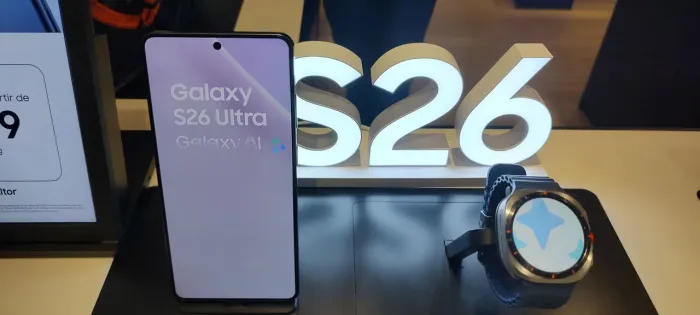 Samsung Galaxy S26 Ultra 256GB + Galaxy Watch Ultra (2025) 47MM 64GB( LEIA A DESCRIÇÃO)