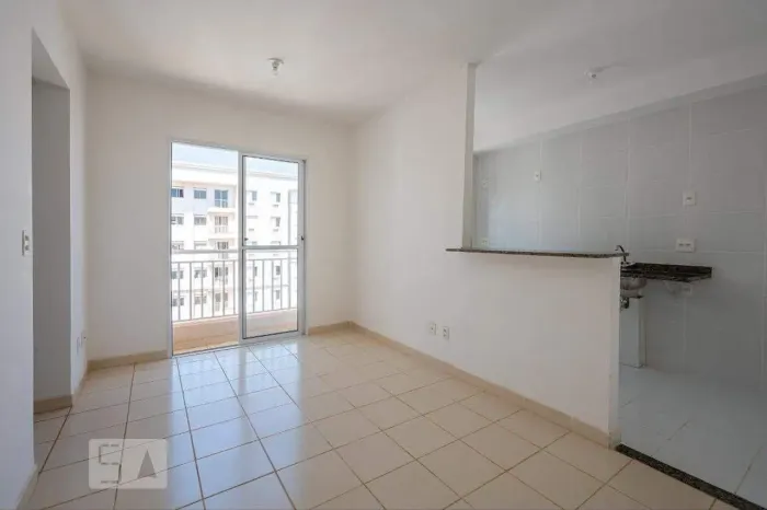 Apt de dois quartos em Taguatinga N/ incluso condomínio e IPTU 