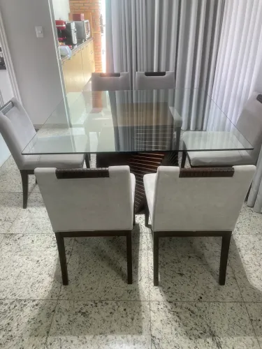 Mesa de jantar tampo de vidro 6 cadeiras