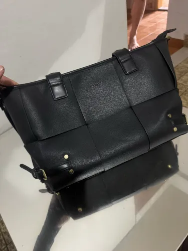 Bolsa e sandália