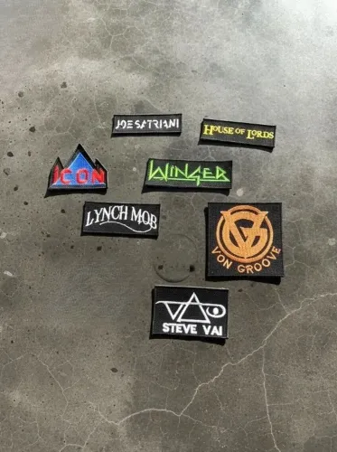 Patches Bordados em Tecido Hard Rock