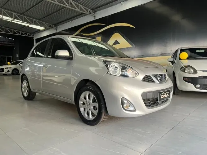 Nissan March SV 1.6 16V Flexstart 5P Aut. 2017