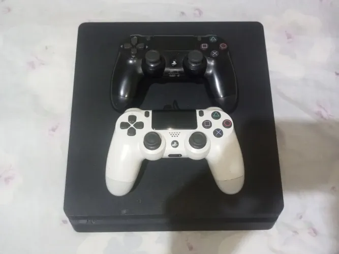 PS4 SLIM 500GB