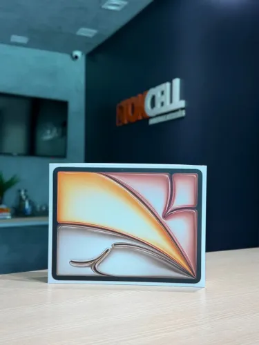 iPad Air 11 Pol. M4 - 256GB Wi-Fi + Cell Novo Lacrado Garantia Apple Loja Física