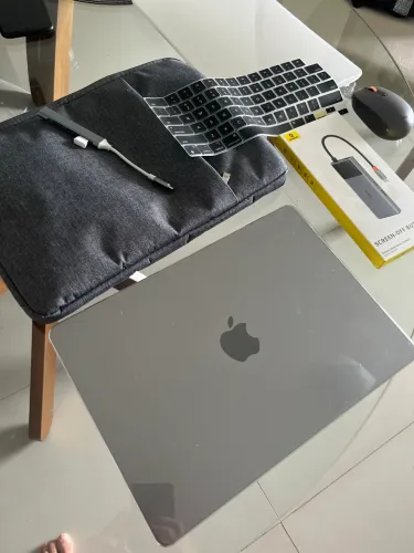 MacBook Air 13? M3 8GB (256Ram) como novo!
