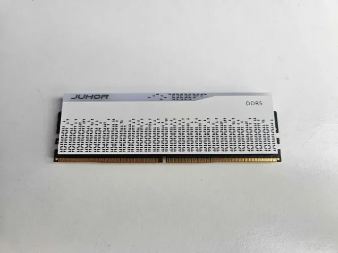Memória RAM 16GB DDR5 6000Mhz CL38 Juhor RGB Branca