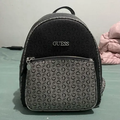 Mochila Guess Mini Feminina