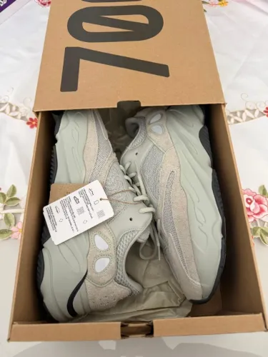 Yeezy Boost 700 'Salt'