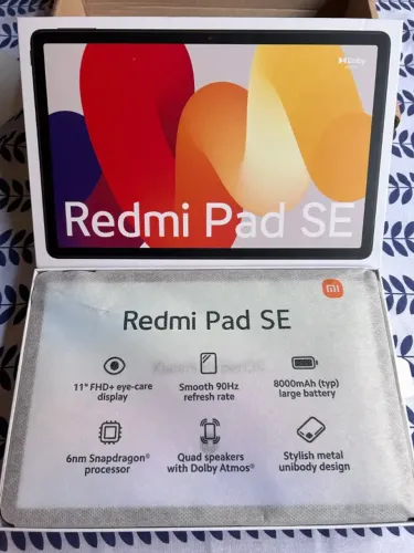 Tablet Xiaomi Redmi Pad SE 11" (8GB/256GB) Cinza Grafite - Estado de Zero + Acessórios