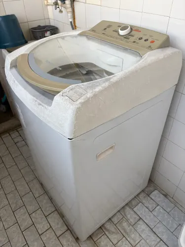 Máquina de lavar 9kg 