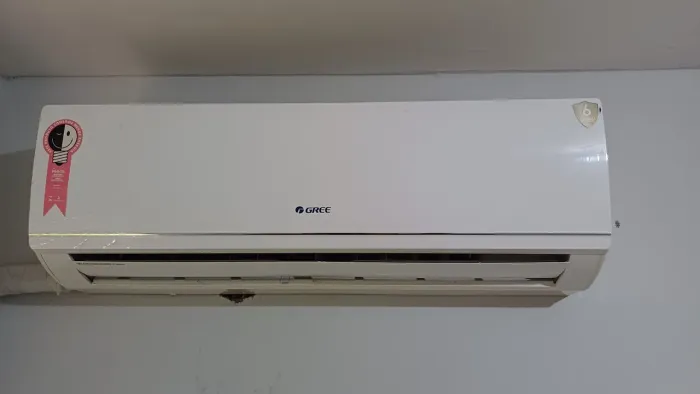 Ar-condicionado Gree Inverter 12.000 BTUs Split - Econômico