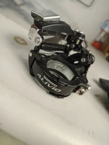 Vendo trocador Shimano 3 velocidade