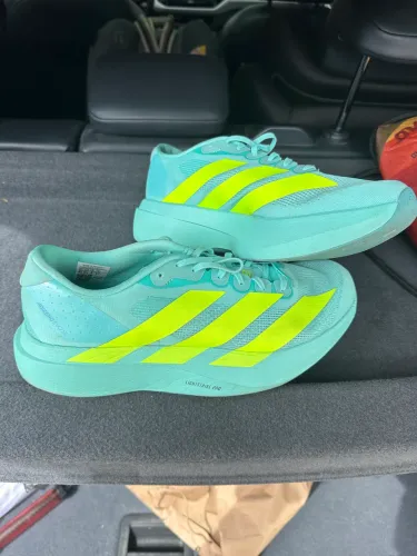 Adidas ADIZERO Evo SL - Praticamente novo