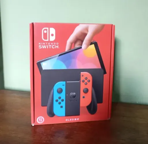 Nintendo Switch Oled 64gb NOVO (Azul+Vermelho)
