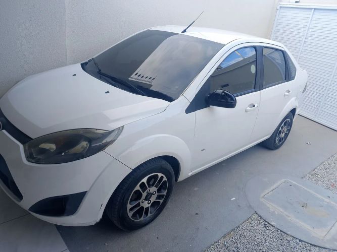 Imagem de Ford Fiesta Sedan SE 1.6 8V Flex 4P 2014
