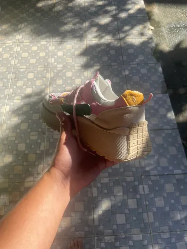 Tênis feminino