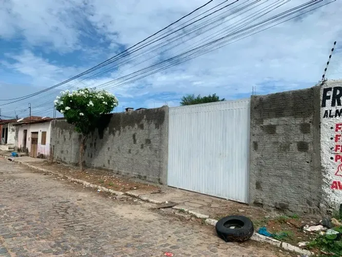 ALUGO TERRENO MURADO E COM PORTÃO - ZN AV. POMPEIA