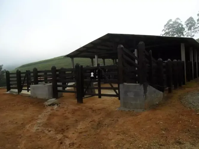 Imóvel para venda com 100000 metros quadrados em Zona Rural - Santos Dumont - MG