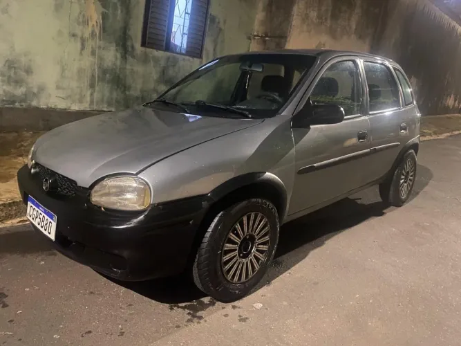 Chevrolet Corsa Super 1.0 MPFI / 2P E 4P 1997