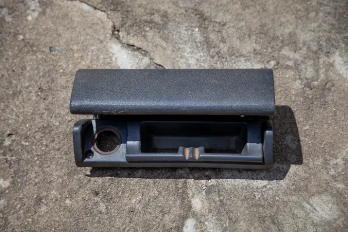 Cinzeiro Porta Treco Objeto Painel Fiat Uno