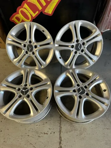 Rodas originais Mercedes aro 17