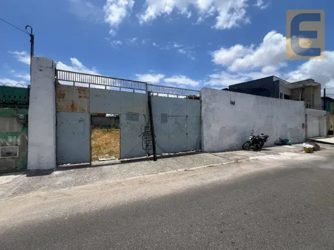Terreno à venda, 792 m² por R$ 1.080.000,00 - Montese - Fortaleza/CE