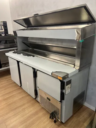 Condimentadora dupla refrigerada 2m total inox - pronta entrega