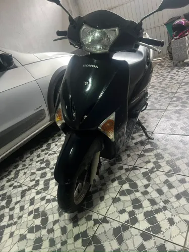 HONDA LEAD