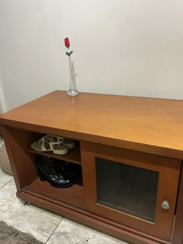 RACK DE SALA MADEIRA MACIÇA 