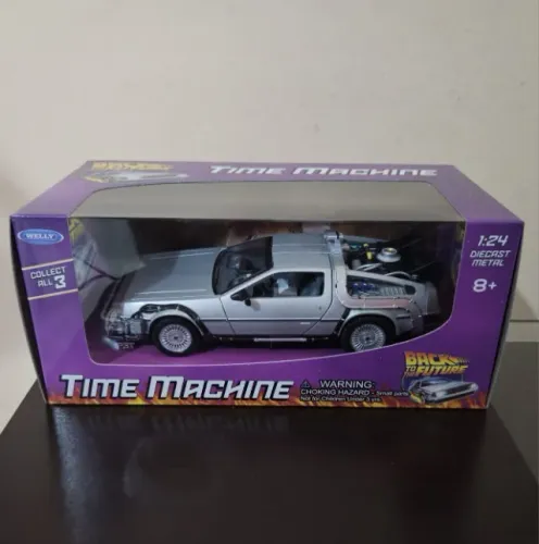 Delorean Time Machine - De Volta para o Futuro 1 - Welly 1/24