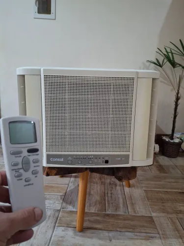Ar condicionado quente e frio 7500 btus