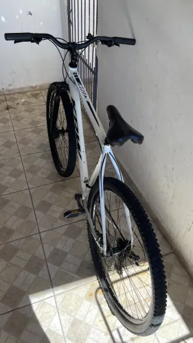 Bicicleta Aro 29 Woltz LTZ 21 Marchas | Freio Mecânico | Preta/Cinza