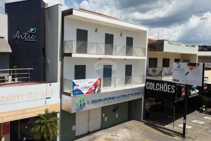 Prédio Comercial Prestigiado na Av. dos Trabalhadores