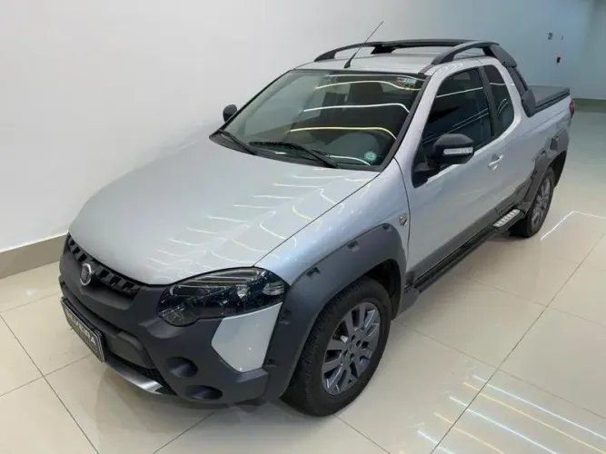 Fiat Strada Adventure 1.8/ 1.8 Locker Flex CE 2017