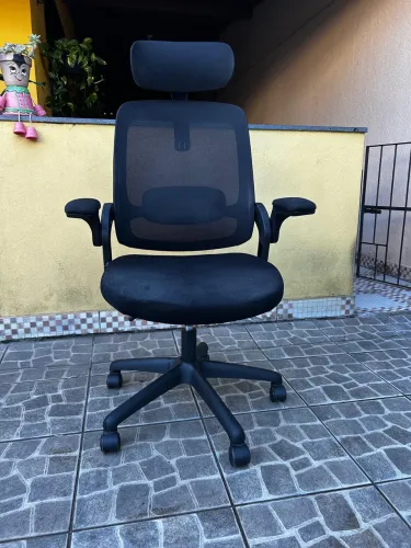 Cadeira de escritório ergonômica