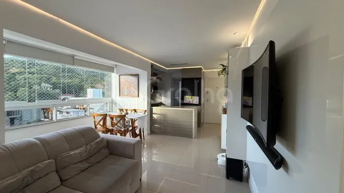 Apartamento de 68m² com 2 quartos no Itacorubi
