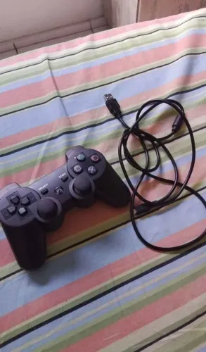 Controle de ps3 semi novo(acompanha cabo)