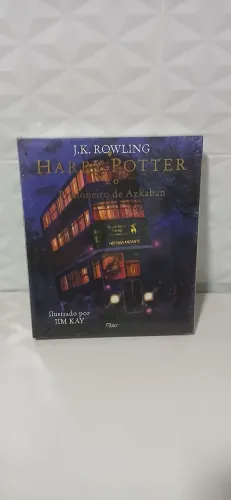 Livro harry potter ilustrado prisioneiro de azkaban.zap *