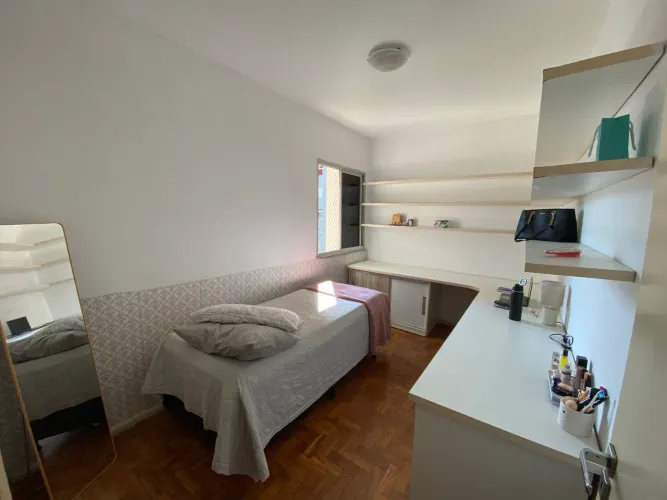 Quarto SOMENTE p meninas 13 de julho