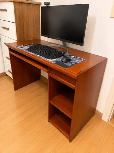 Mesa de Escritório em Madeira