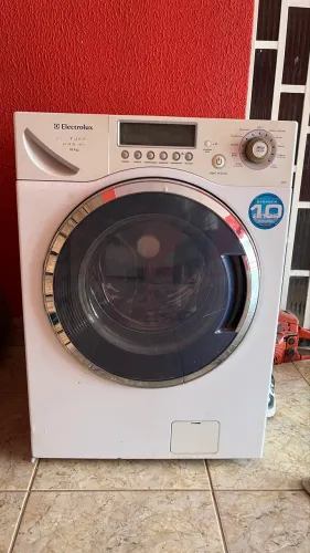 Lava e seca Eletrolux (funcionando perfeitamente)