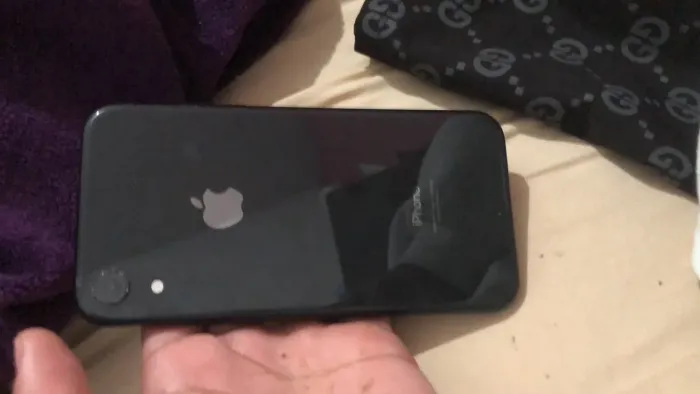Iphone xr sem detalhes