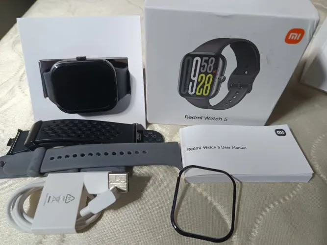 Relógio smartwatch redmi watts 5 com GPS integrado
