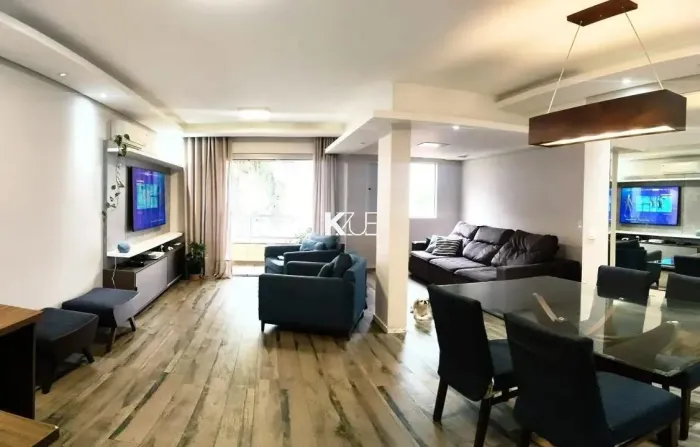 Excelente apartamento 04 dormitórios no bairro Bom Abrigo em Florianópolis!