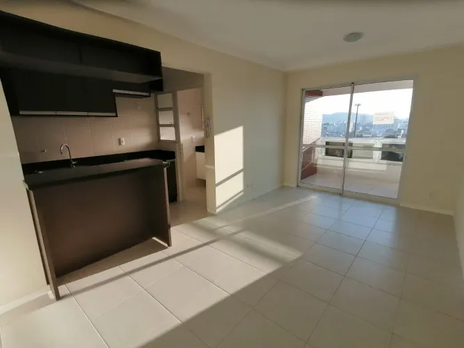 EXCELENTE Apartamento 2 dormitórios uma suíte à venda em condomínio Clube no Estreito em F